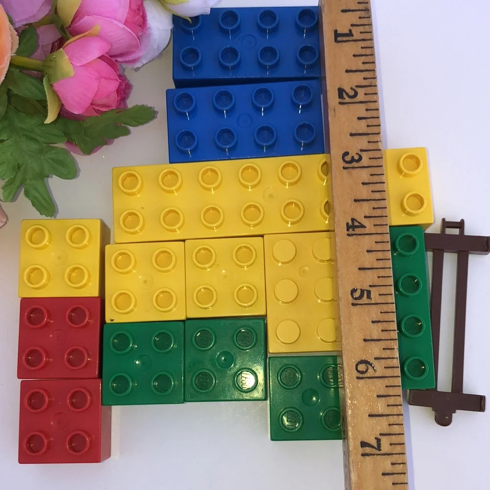 LEGO Duplo 1977 Farm Vintage Duplo Horse Sheep Mustache Man and wife 1977